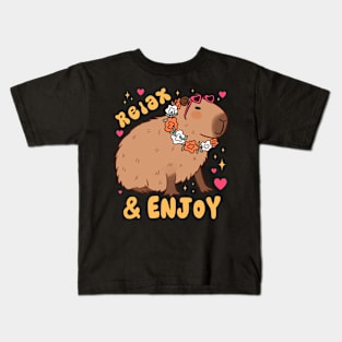 Relax and enjoy cute capybara ready for summer vacation Kids T-Shirt